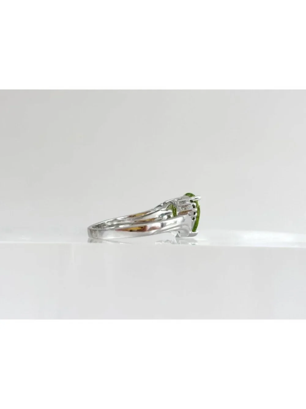 Thai Made Pear Cut Multi Stone Peridot Sterling Silver 925 Vintage Ring sz 7.75